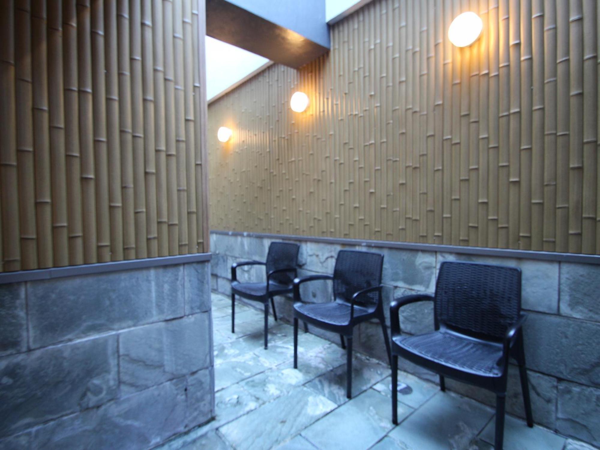 Apa Hotel Toyama Ekimae Buitenkant foto