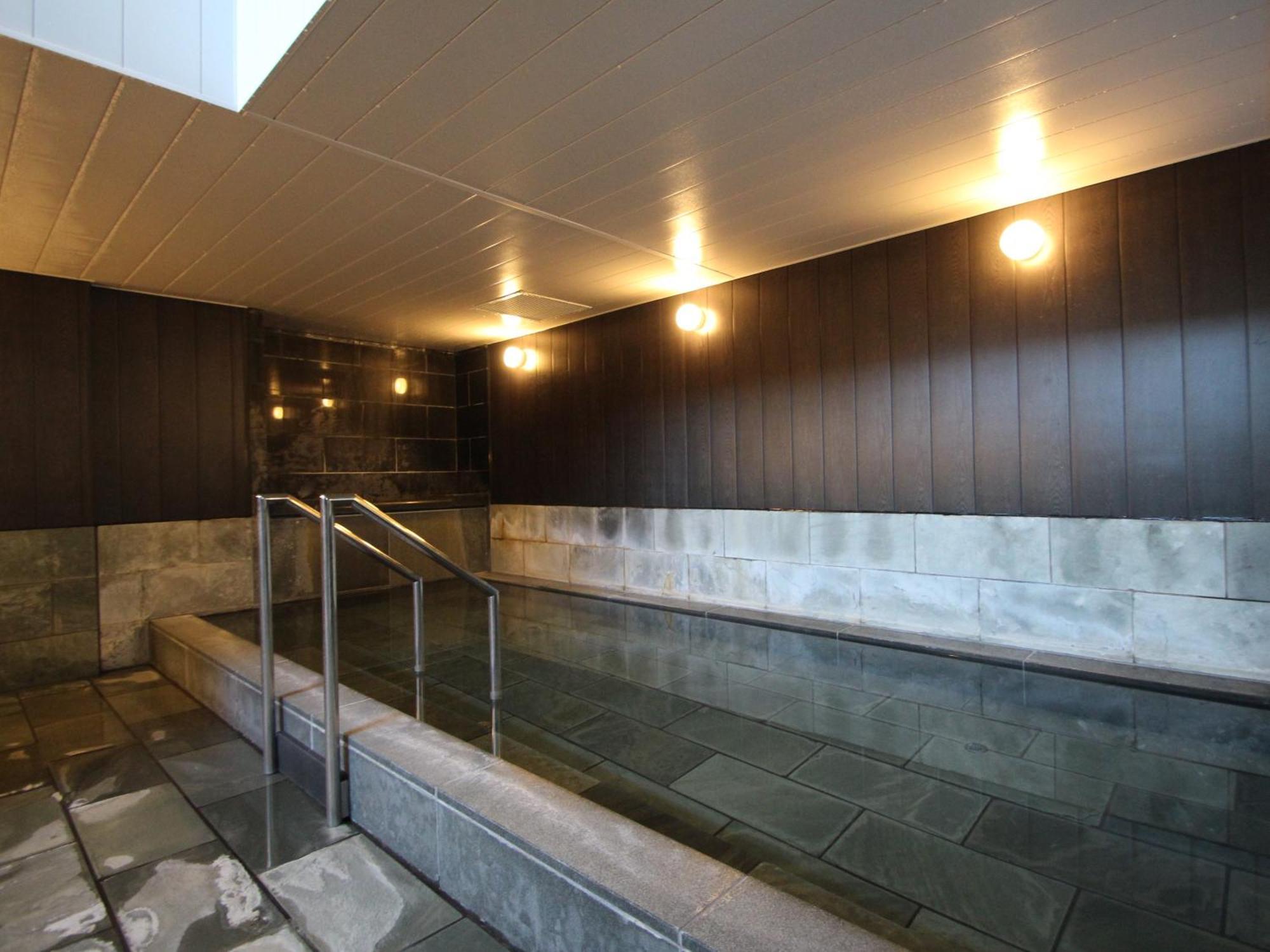 Apa Hotel Toyama Ekimae Buitenkant foto
