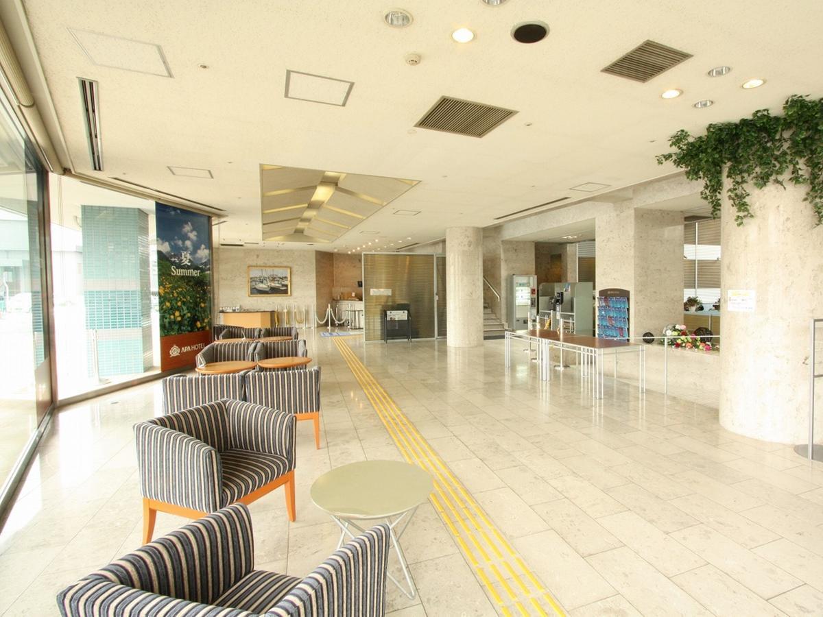 Apa Hotel Toyama Ekimae Buitenkant foto